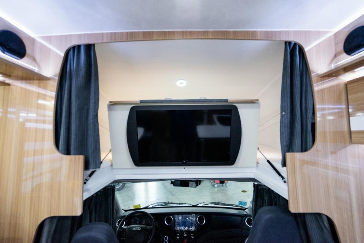 大白房车双拓展介绍,云游双拓展房车大空间出行更舒适