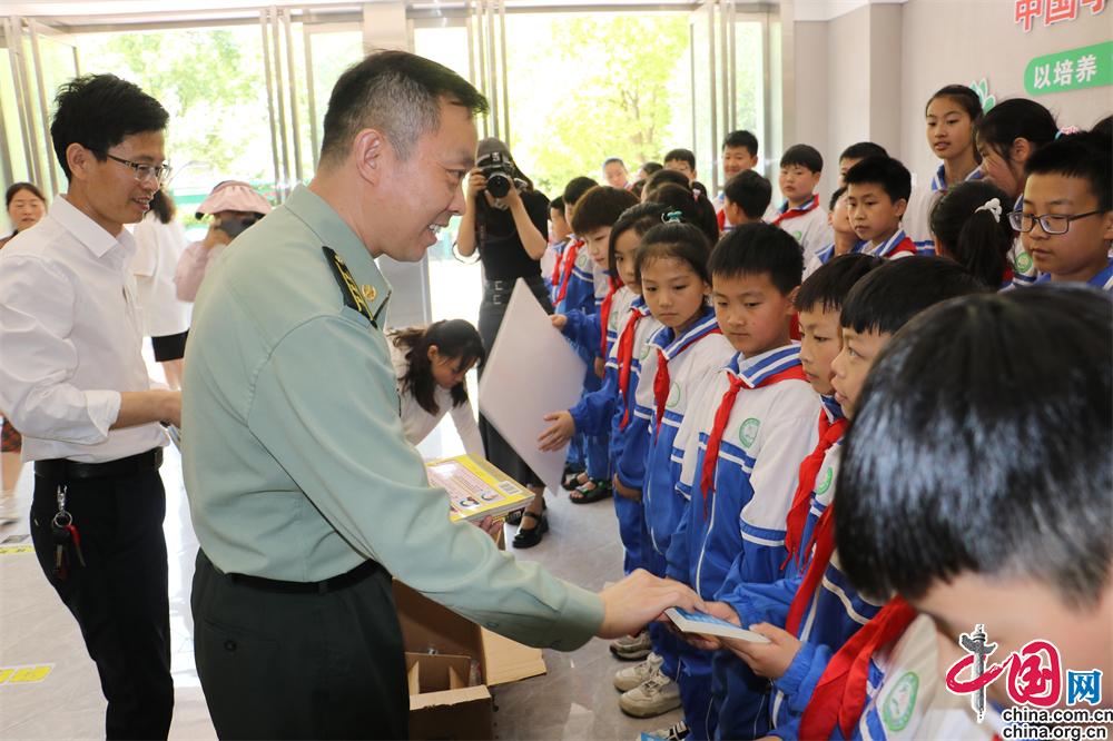 情暖童心关爱留守儿童我们在行动,情暖童心爱心筑梦