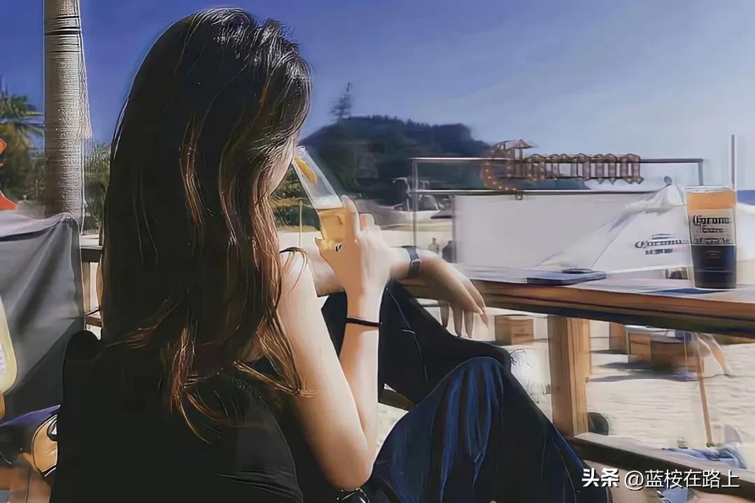 醒醒吧，别再围着别人转了