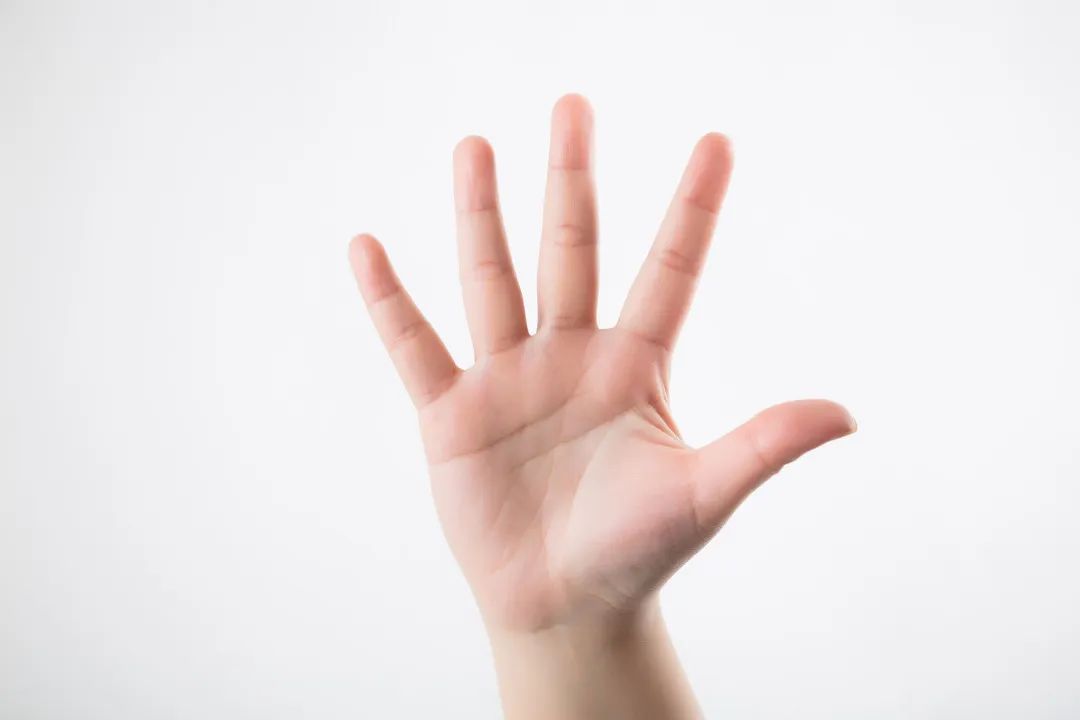 双手发麻是什么预兆,双手指尖发麻要警惕四种病