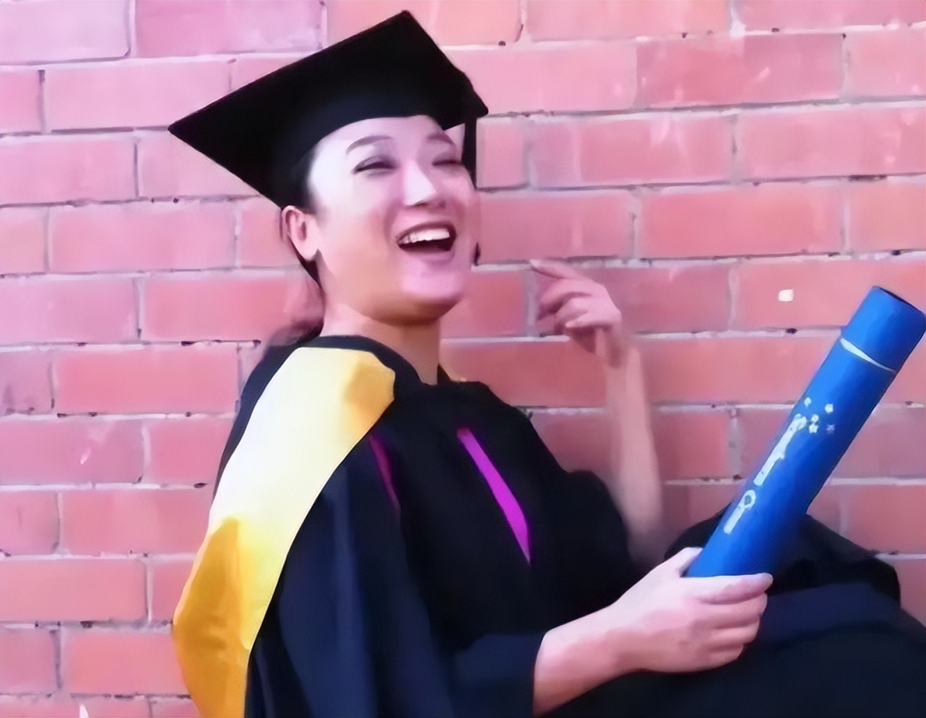 我，北京大妞，二胎宝妈，3年吸粉600万，带洋老公回国当主播