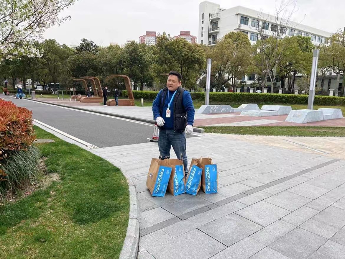 疫情下的上海外卖骑手,上海疫情骑手通行证