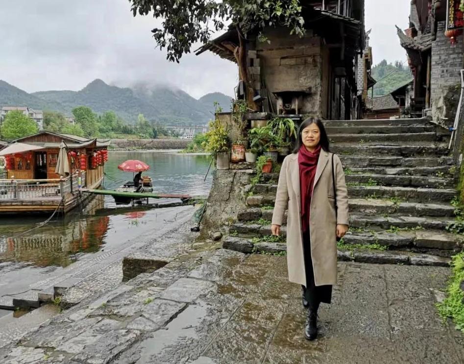 大嫂何霞,山东大嫂家政服务有限公司何霞