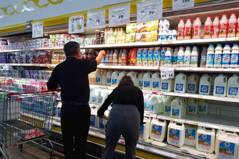 实体店卖牛奶容易卖出去吗,门店一箱牛奶一般卖多少钱