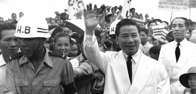 越南第一夫人陈丽春倾国倾城的蛇蝎美女，因恶毒引起兵变全家遭难