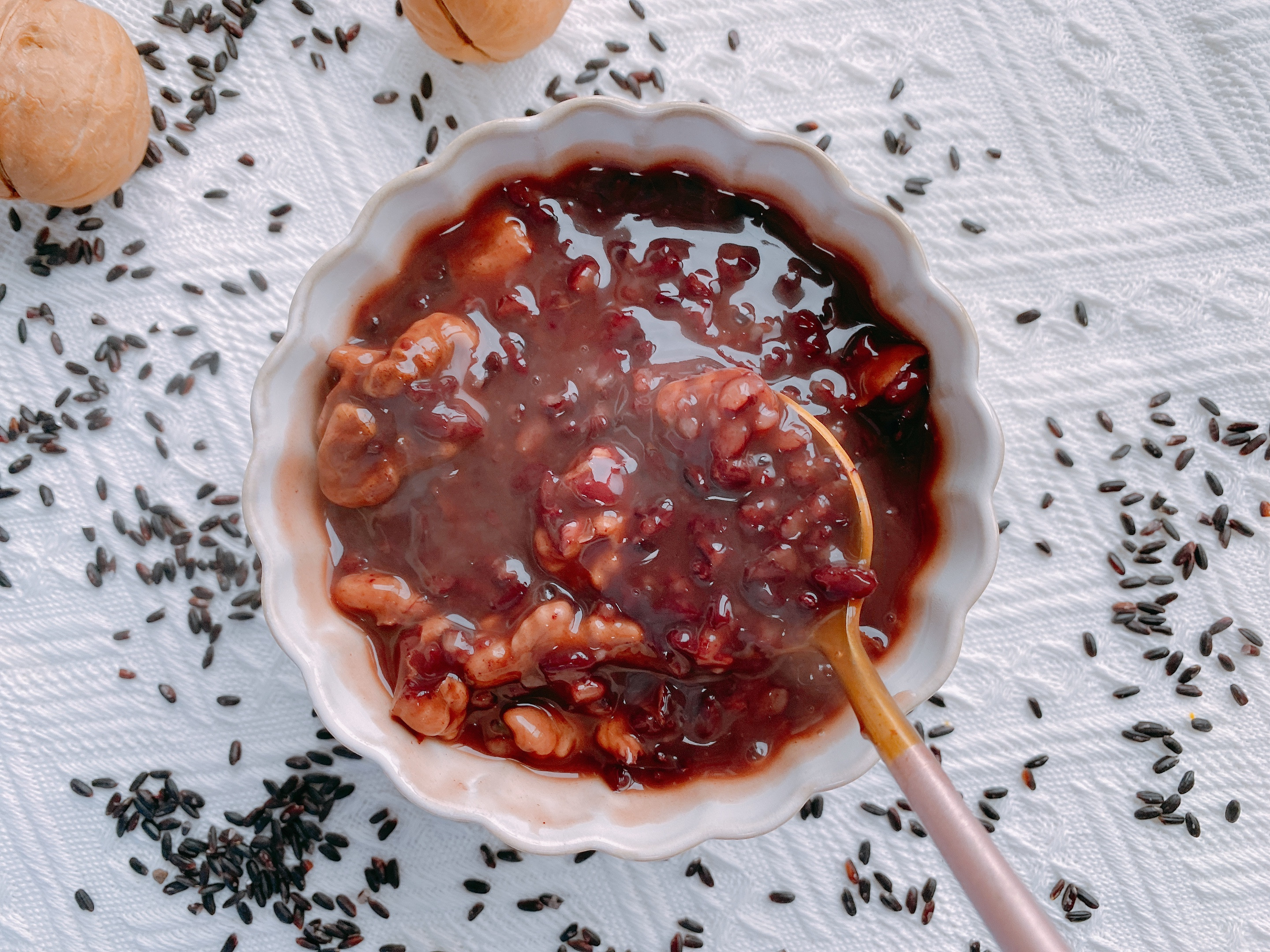 秋季滋润皮肤家常养生粥推荐,秋季养生粥多喝养胃还能解决秋燥