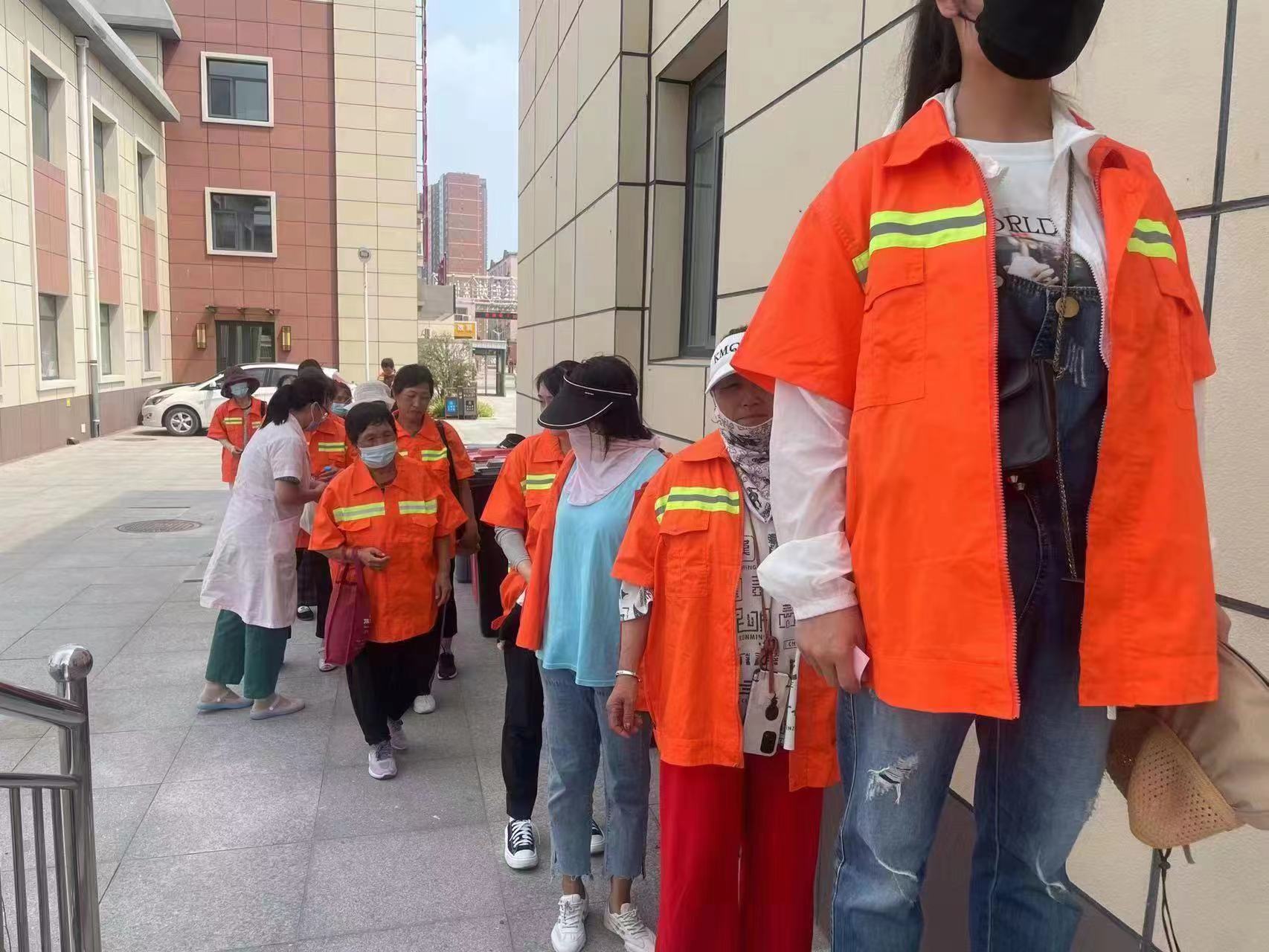 【暖心】莲池区妇幼保健院为环卫女工进行免费“两癌”筛查