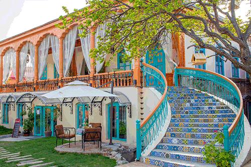 *疆新**，美到封神！配得上“她”的民宿有多少？