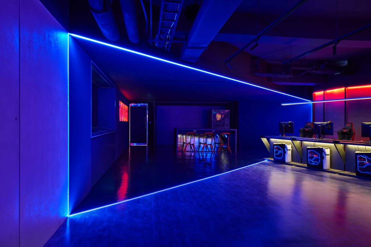 成都网吧装修，如何打造特色?