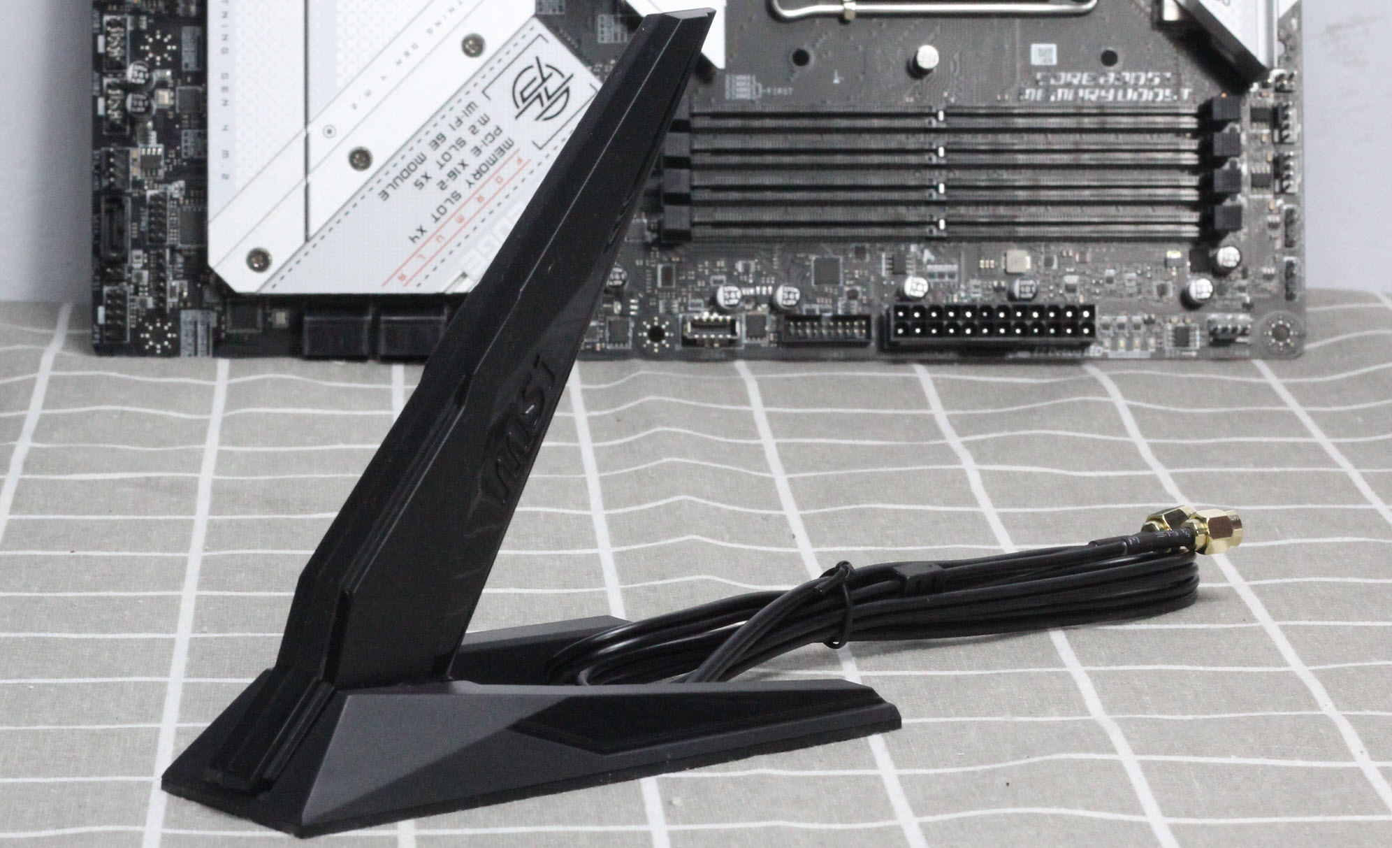 i513600kf搭配4070super750w电源够吗,4000元左右i513600kf电脑配置