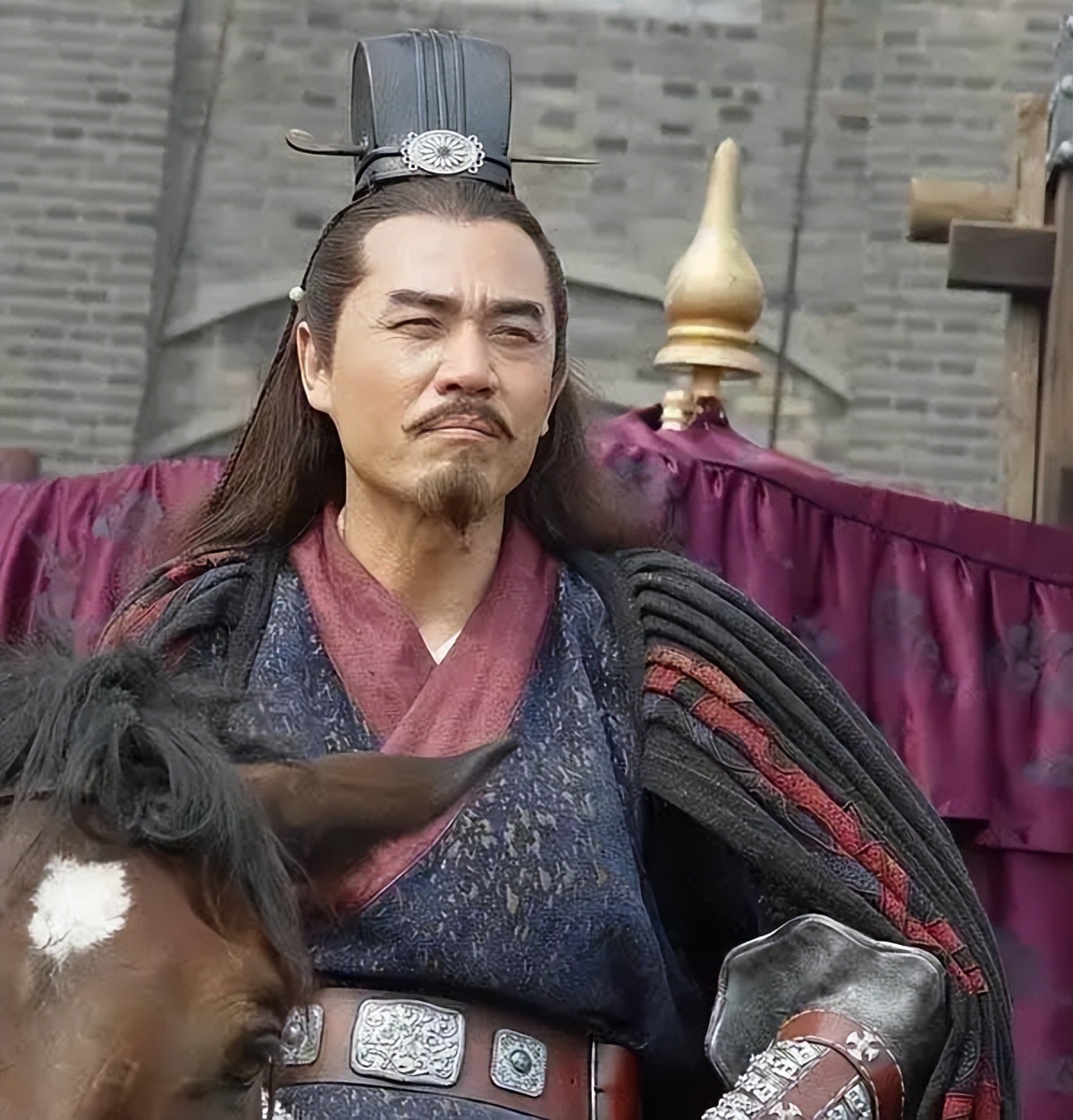 陈宝国和李幼斌谁在圈里地位高,老戏骨的实力排名