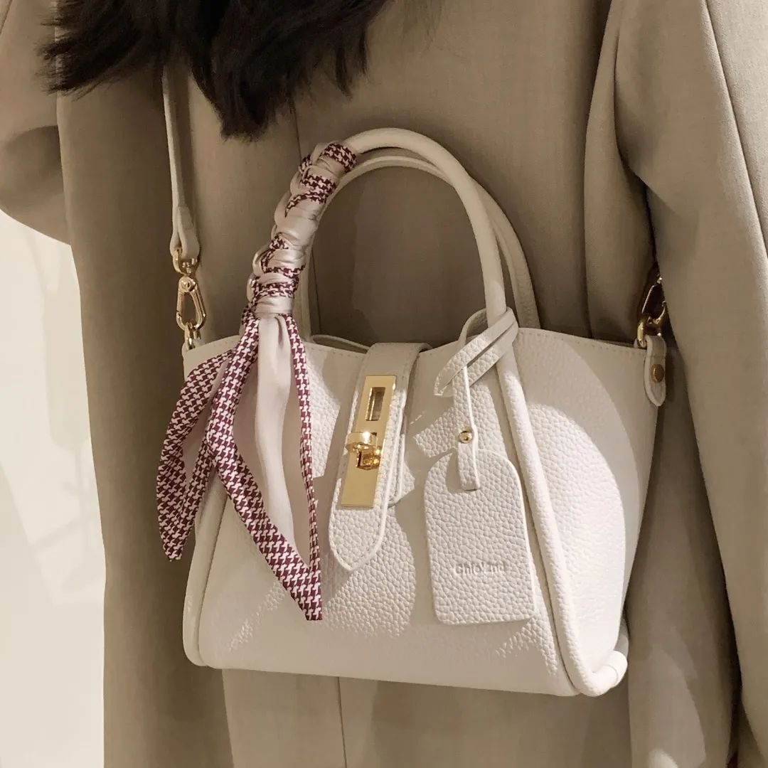 520送女友包推荐2000左右,520送朋友们礼物便宜