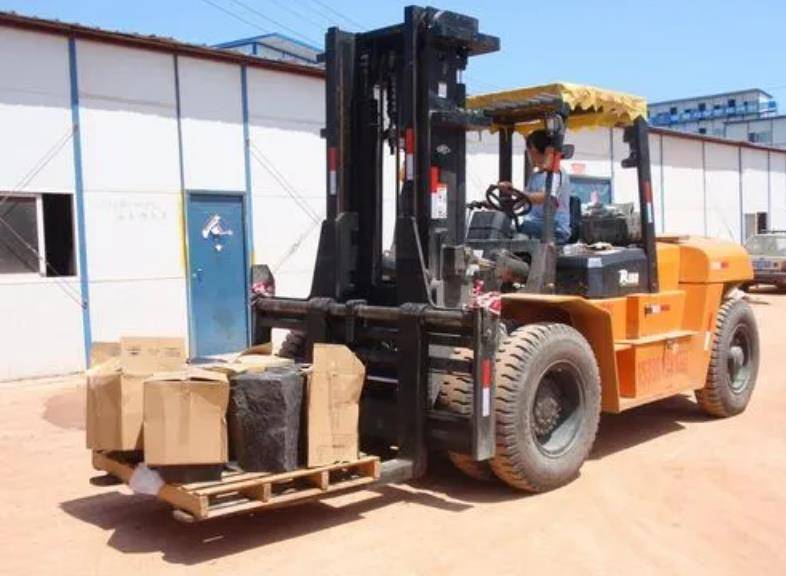 招聘叉车司机最新信息,襄阳叉车司机白班8小时招聘信息