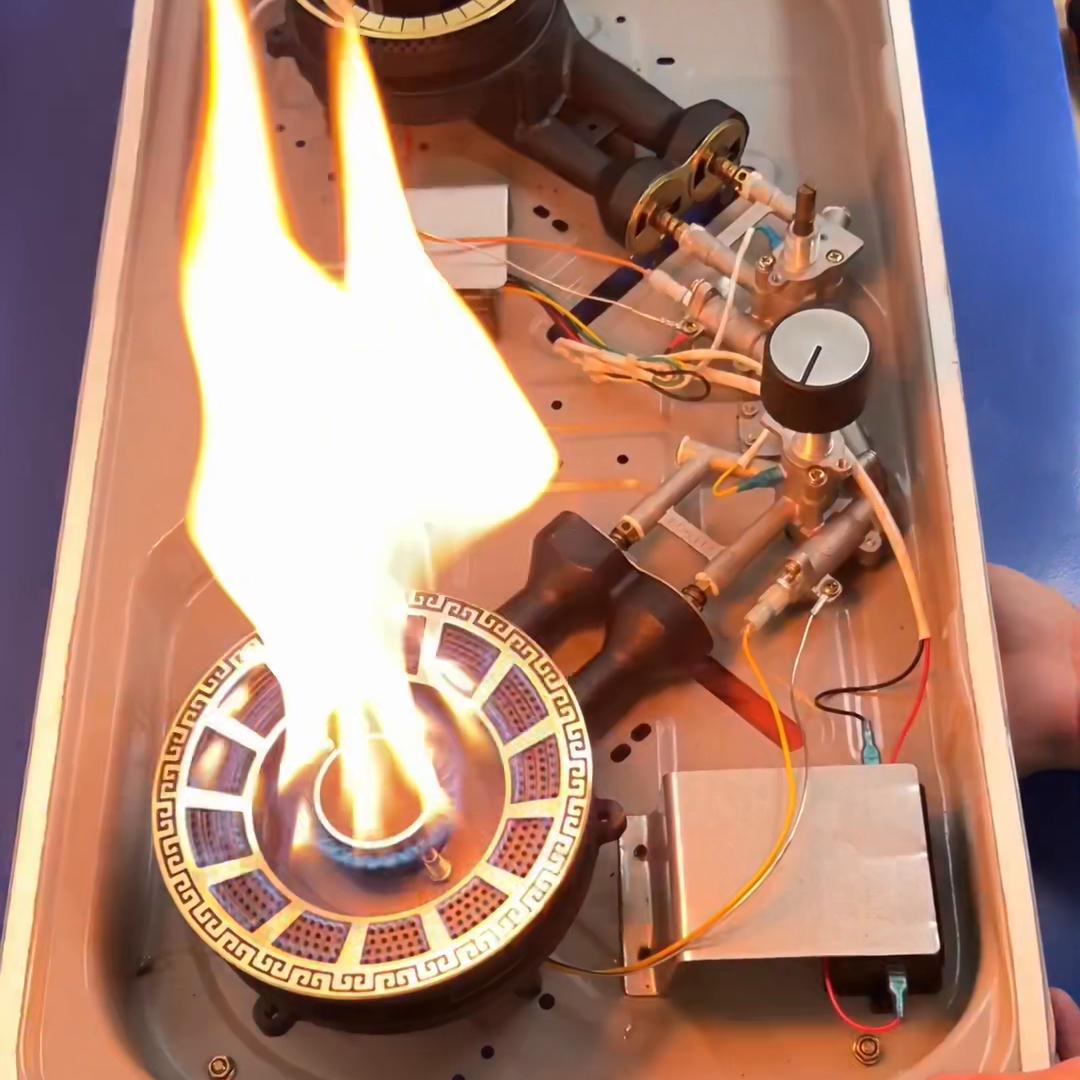 燃气灶头生锈严重怎么更换,燃气灶生锈了怎么拆开