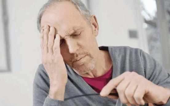 脑溢血发作前有哪些征兆,脑溢血前有十大信号记住了能救命