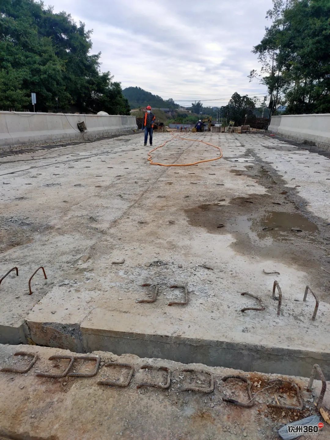 钦州金华路至大垌文头麓,大垌文头麓桥通车