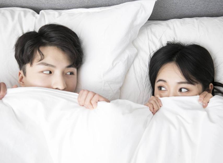 绝经后还能同房吗？坚持到老年，或能收获这3大好处