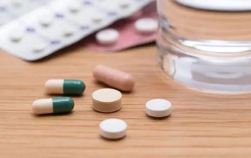 白癜风用药禁忌与错误总结，初发白斑必看