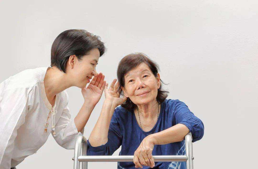 大脑萎缩6个反应,大脑开始萎缩有什么症状