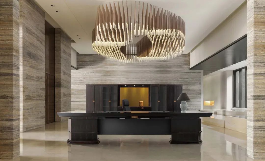 砥砺前行三十载同心铸就新未来,砥砺前行四十载凝心聚力创未来