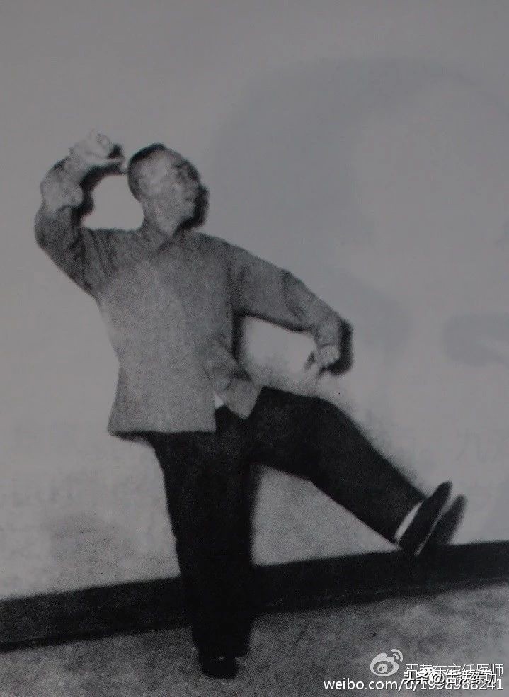 站桩如何松肩,站桩20分钟身体就变僵了