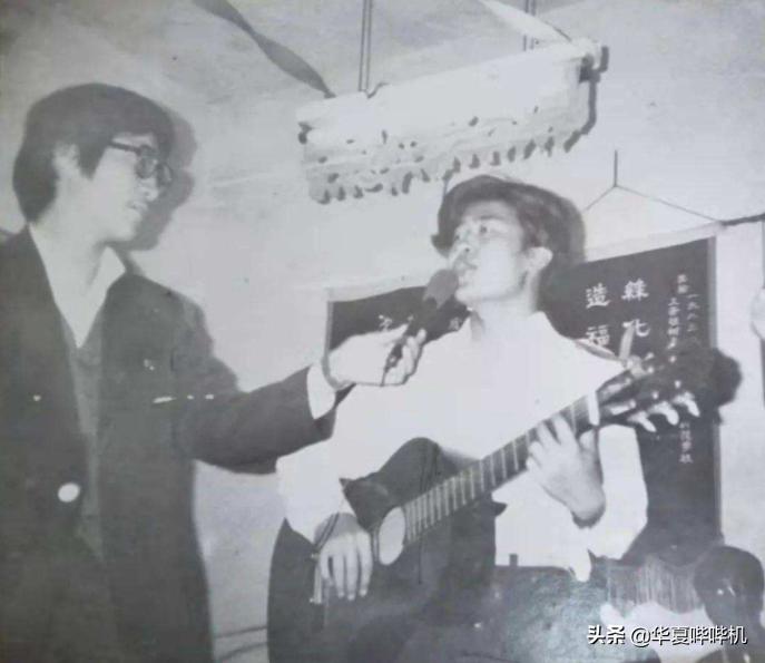 家中建酒吧，一个人去办结婚登记，刘欢是个怎样的人？