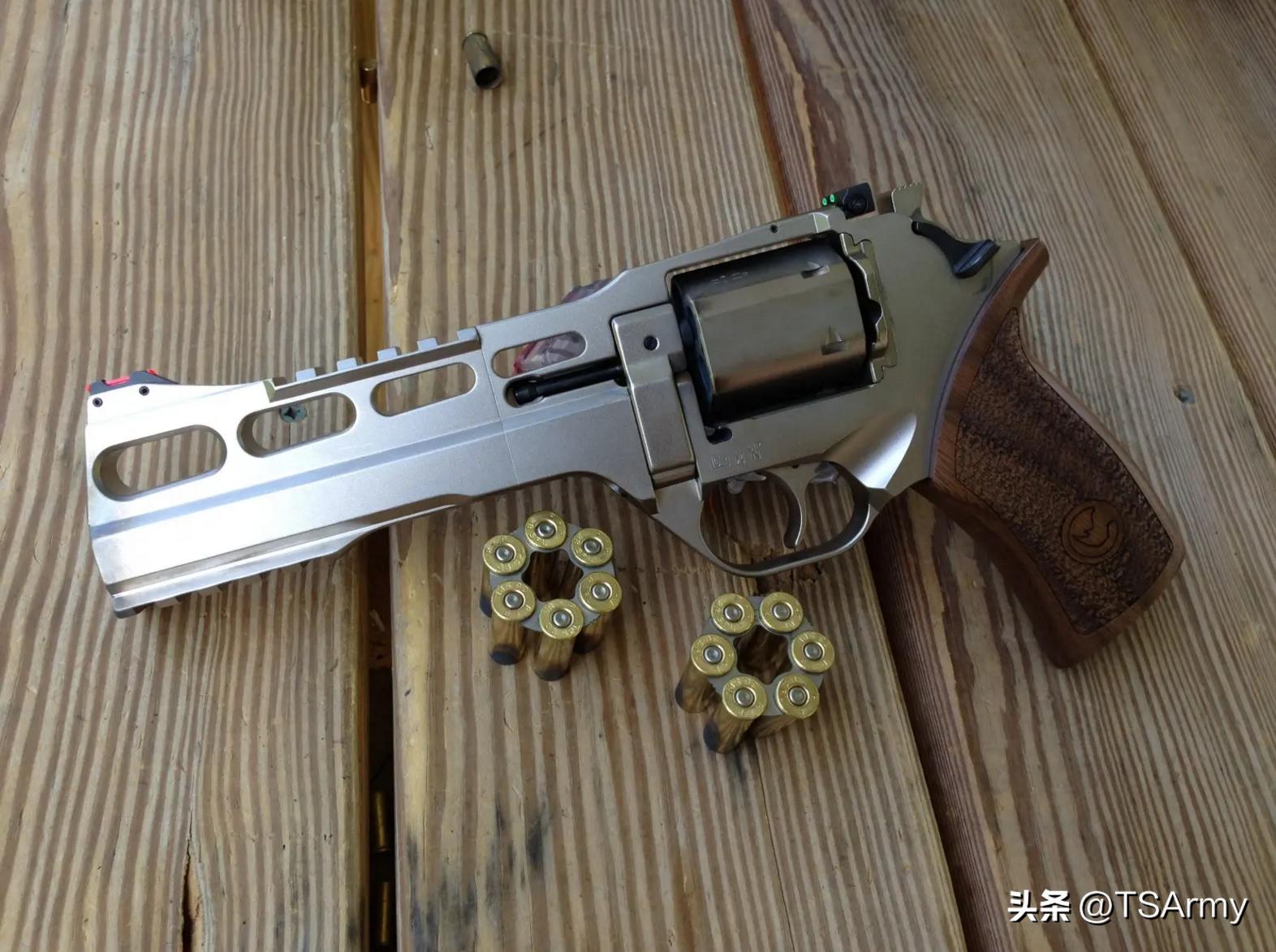 转轮手枪世界纪录,世界公认十大顶级转轮手枪