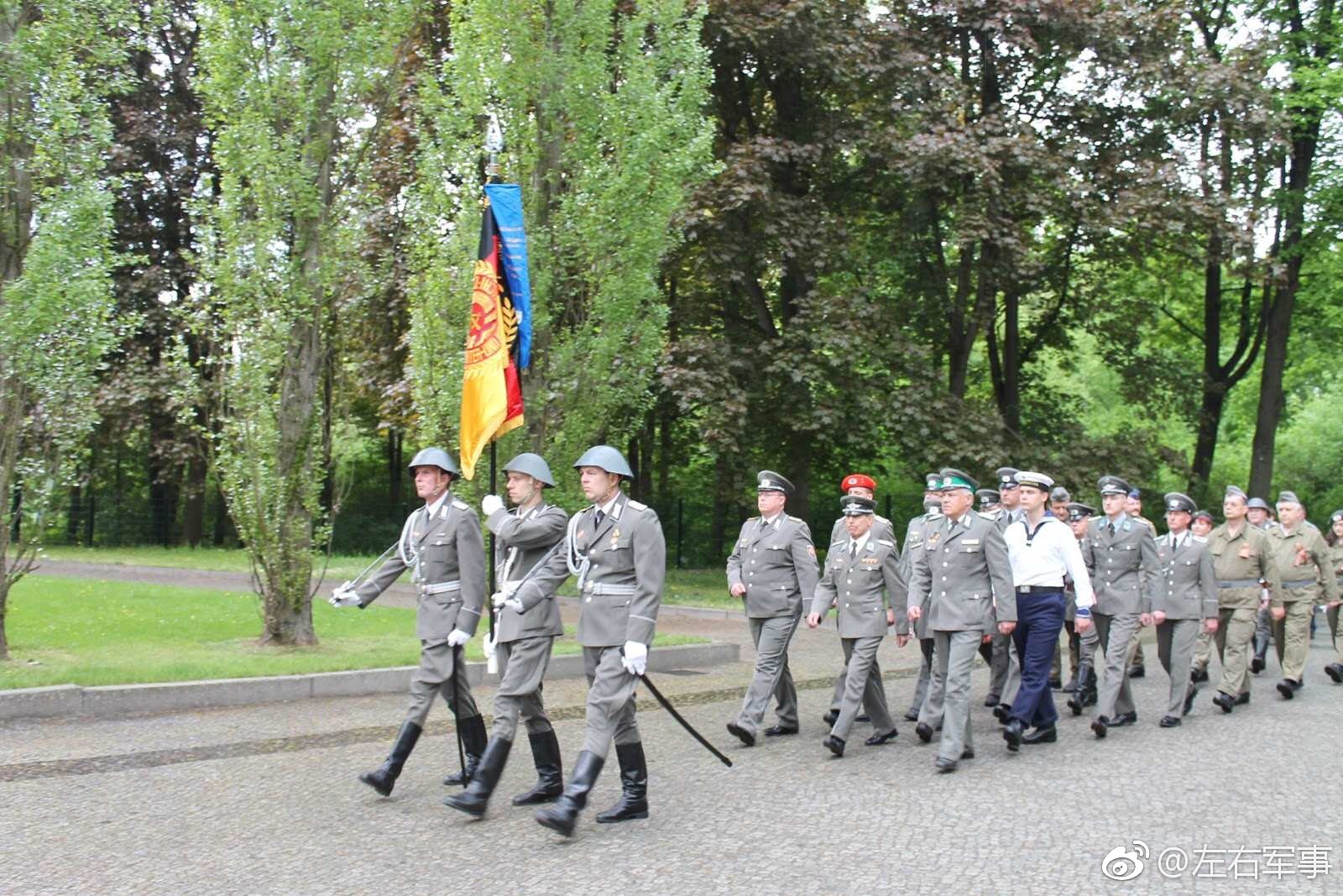 东德合并后的军队,东德的军队是怎么组成的