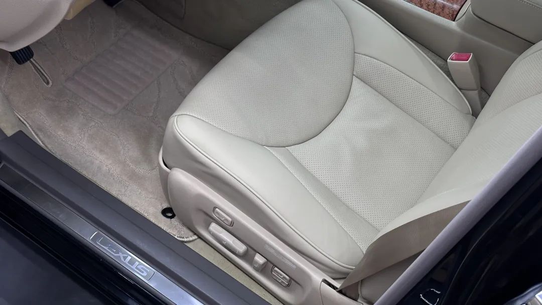 大哥12万买2005年售价100万的凌志LS430，含泪又花10万翻新才能开