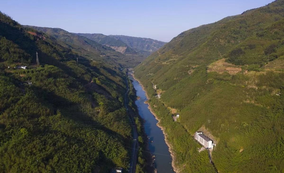 离开茅台镇酿不出好酒,赤水河为什么可以酿茅台