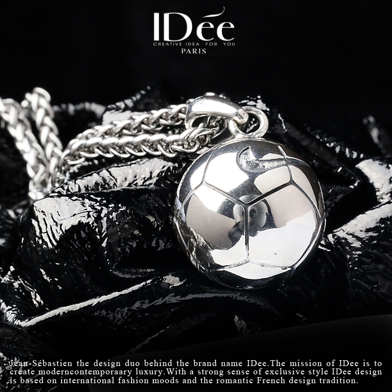 领路足球,银足球饰品