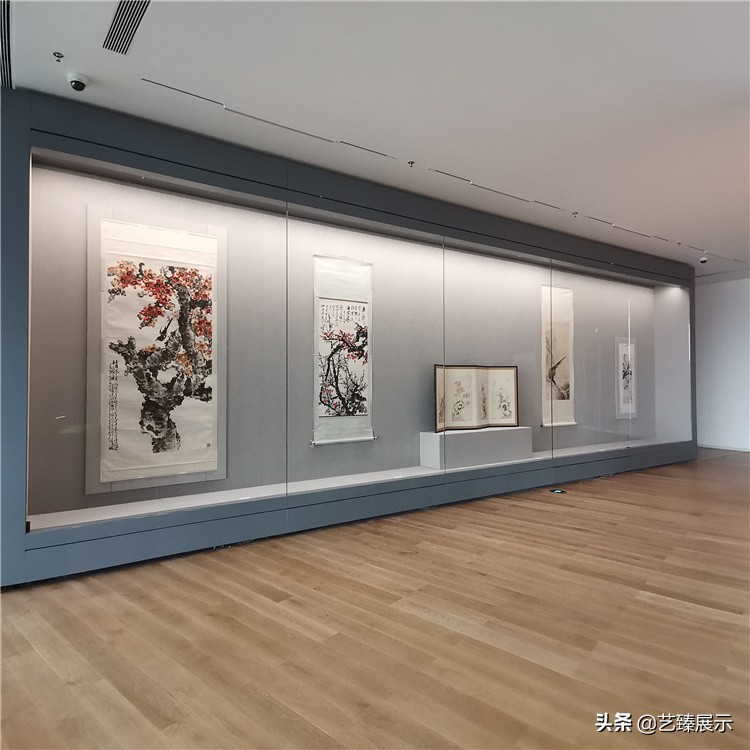 博物馆展柜布展标准,博物馆展柜开启方式