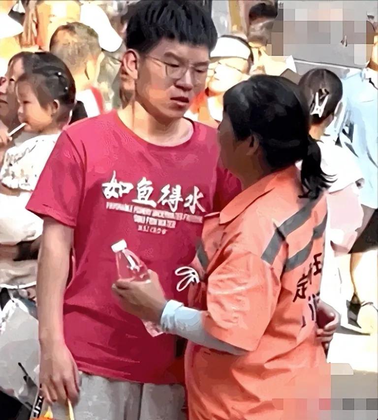 任旭明谈高考成绩的视频,任旭明高考现场