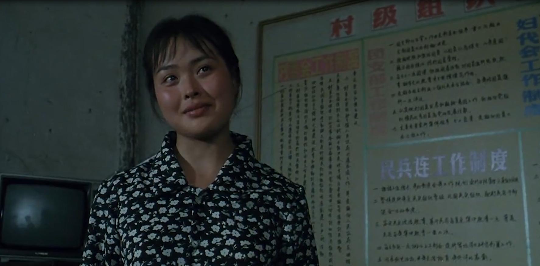 人性与欲望交织的*理片伦**，男人娶了村长的女儿，婚后让她独守空房