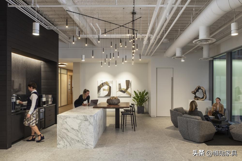 综合办公室设计案例,办公室设计显大