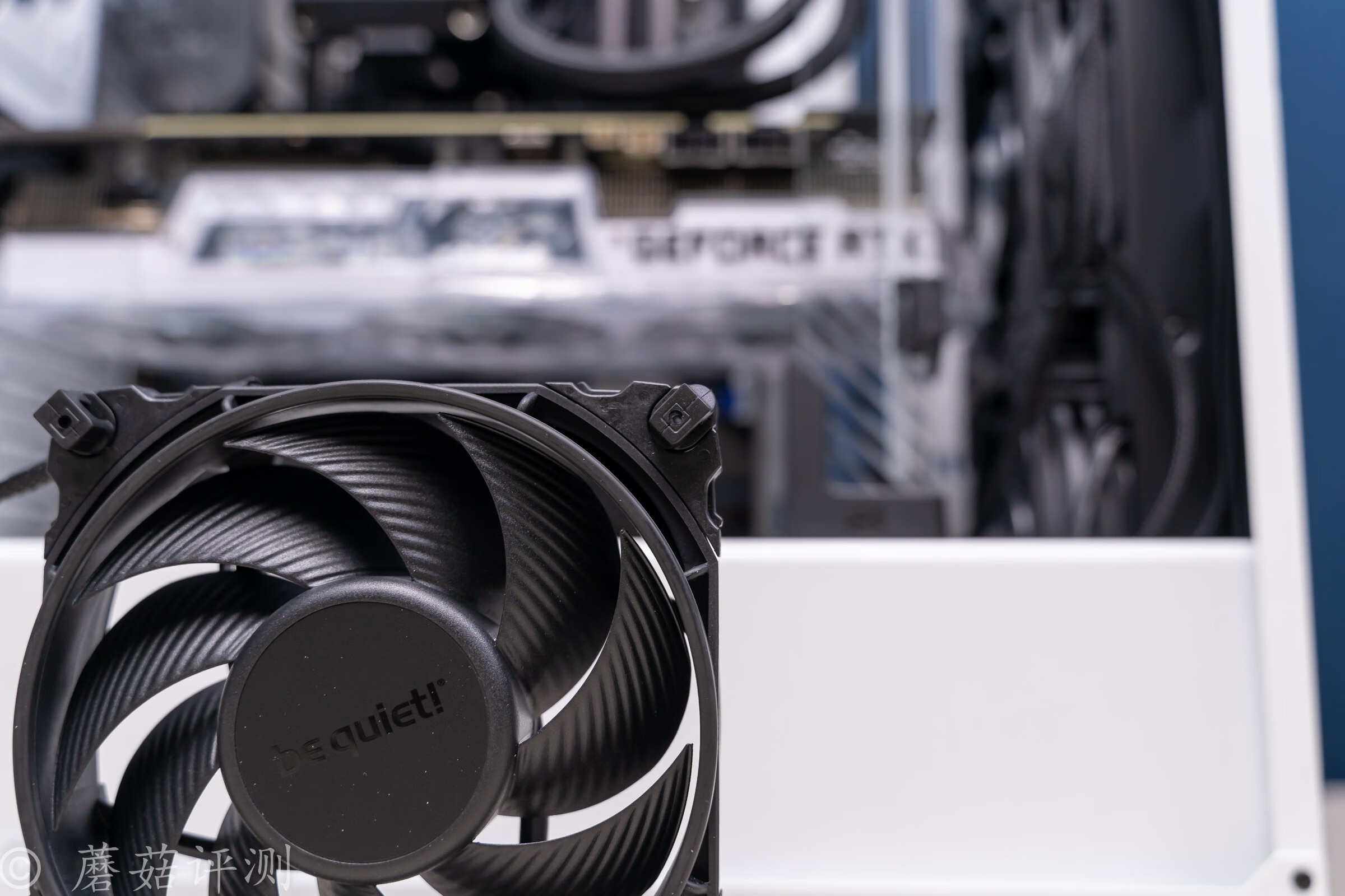乔思伯u4机箱散热实测,乔思伯v4机箱水冷