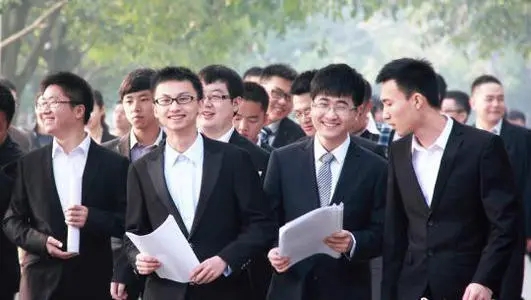 高考530分,为什么不选辽宁工程技术大学,而要选常熟理工学院?