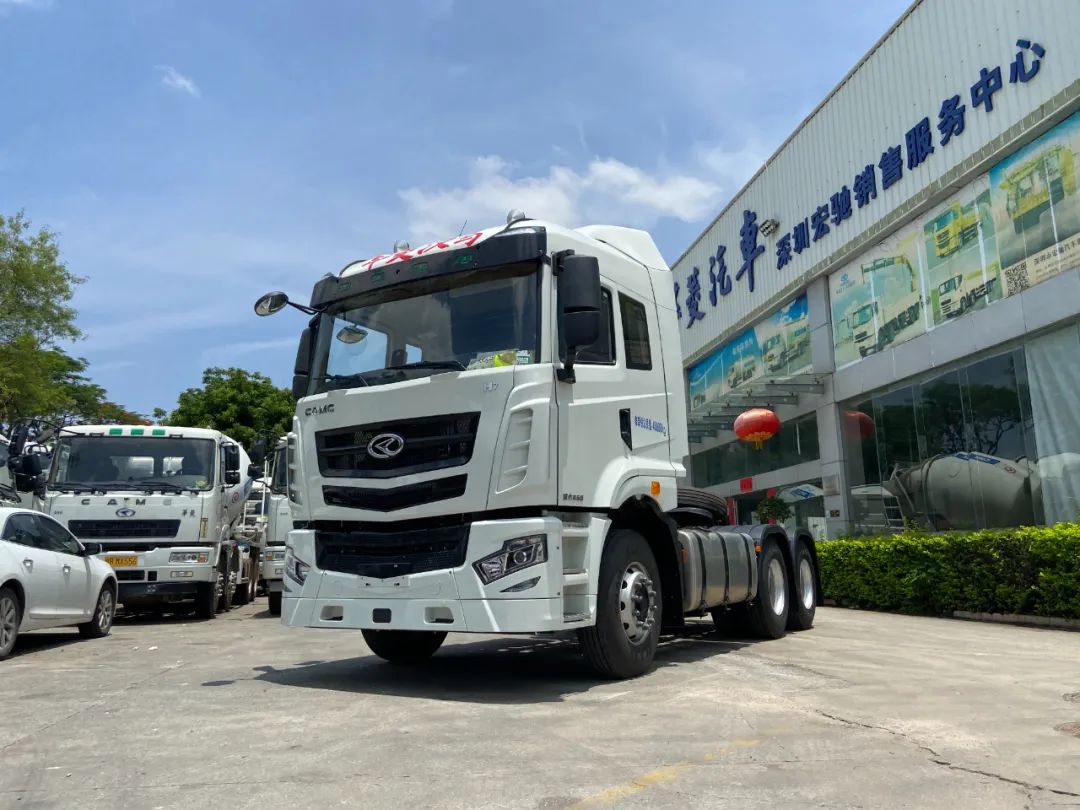 华菱汉马h7460马力牵引车多少钱,拉7吨挖机的自卸车