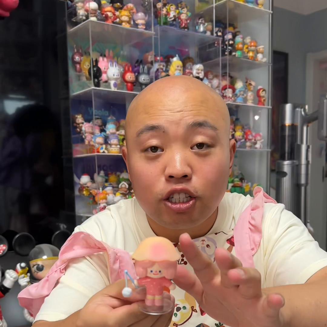 小张咖啡馆只为王女士服务但是王女士不太愿意买单#这...