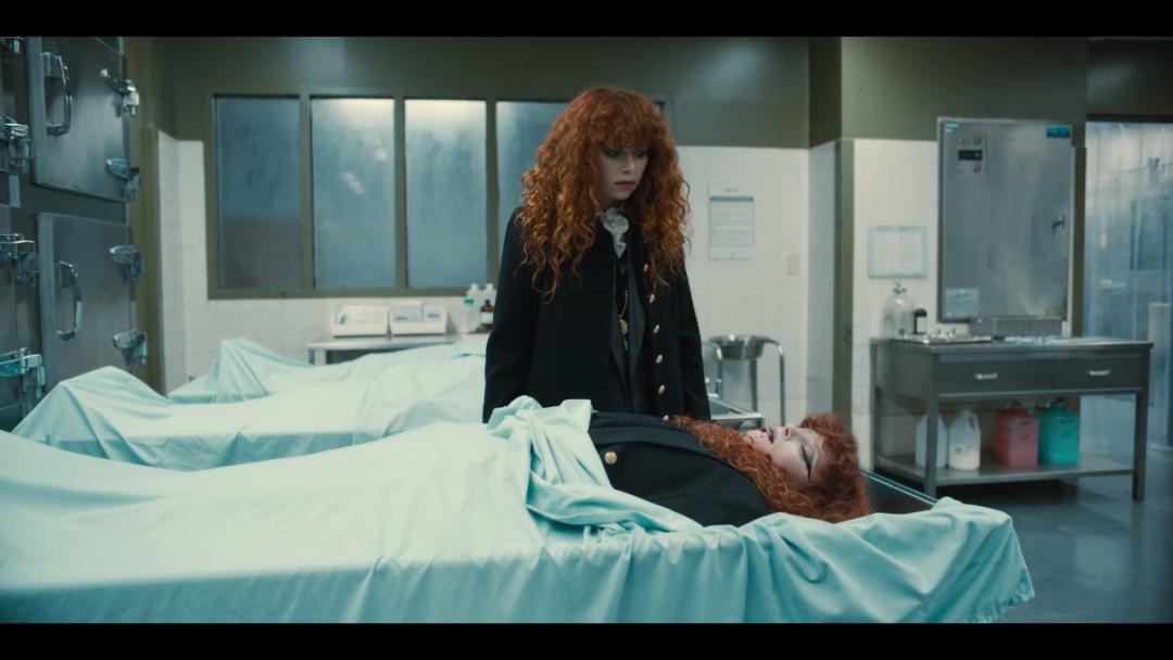 穿越成亲妈，我生我自己！这轮回丧片又来了