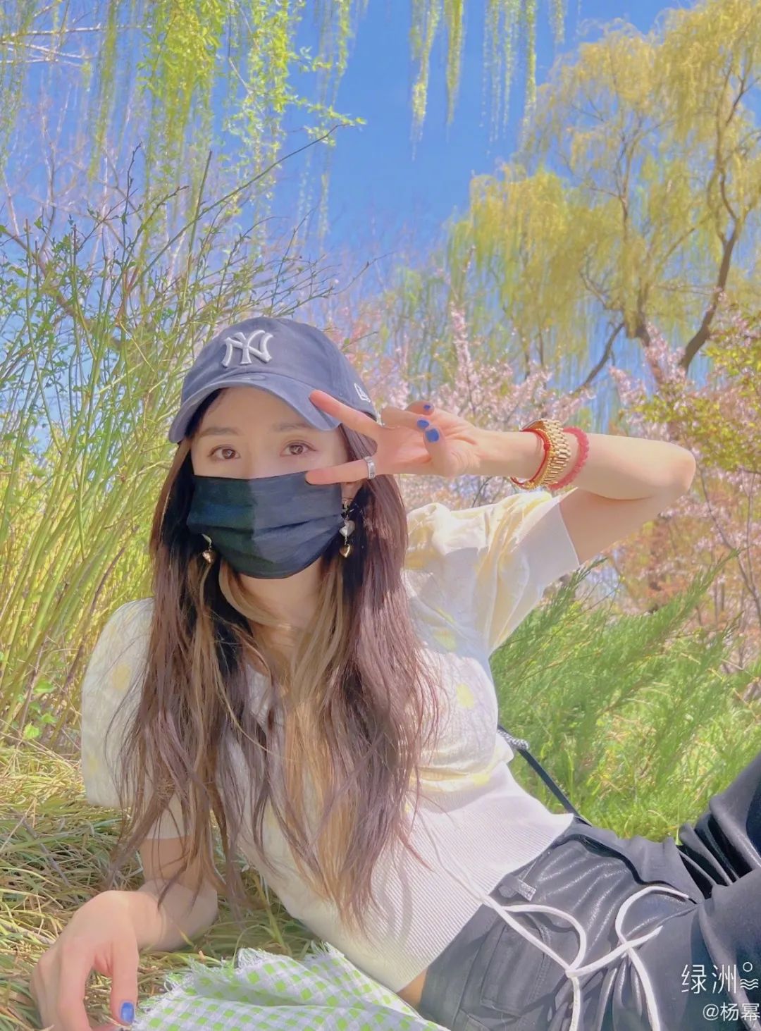 女生为了变美到底有多假动漫版,女生为了变美做整容手术