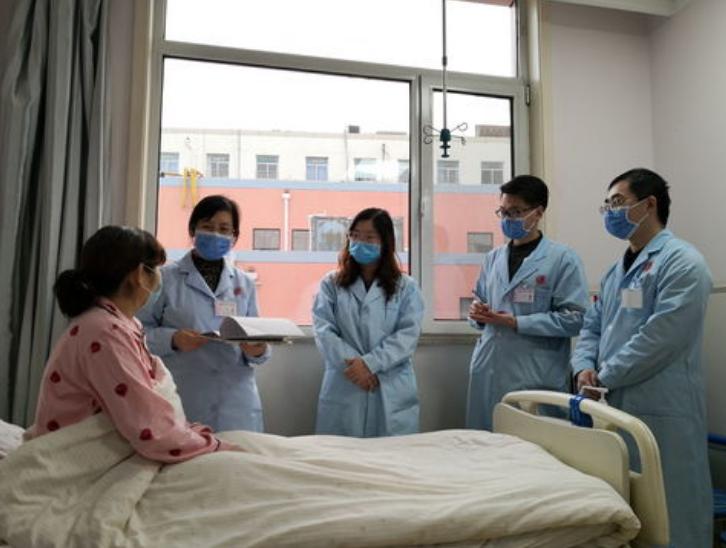 金龙转世人类觉醒武魂,金龙投胎转世成一个小孩后续