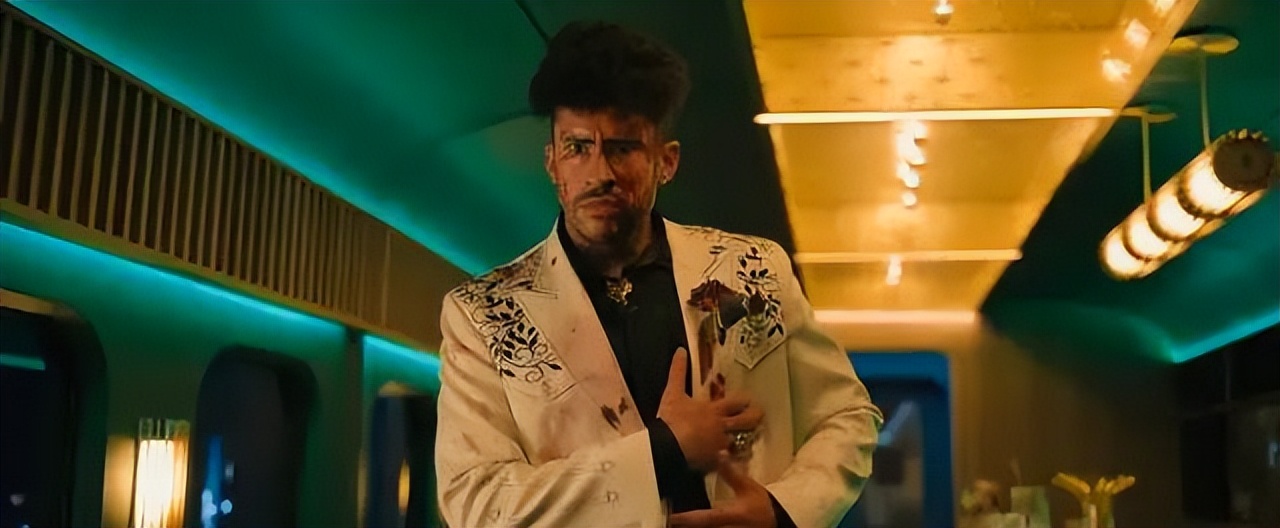 这部“R级片”，票房已破15亿，细扒这部电影，剧情画面太抓眼球