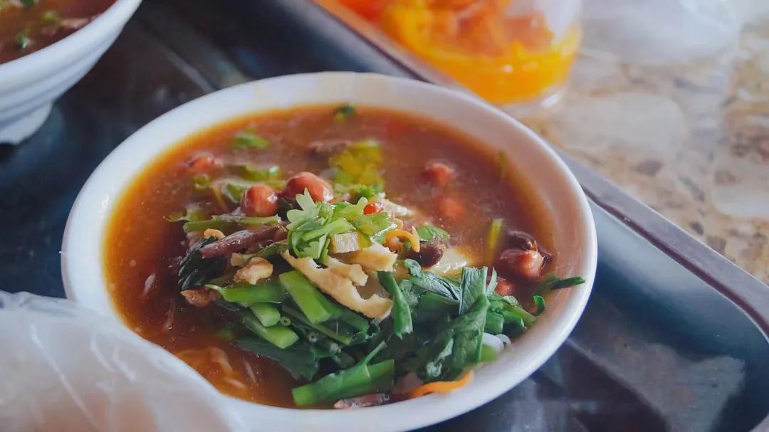 一个县城房价为什么这么高,房价最低的中国海边小县城