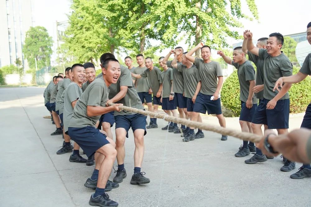 第71集团军：开展群众性文化活动，官兵欢度国庆