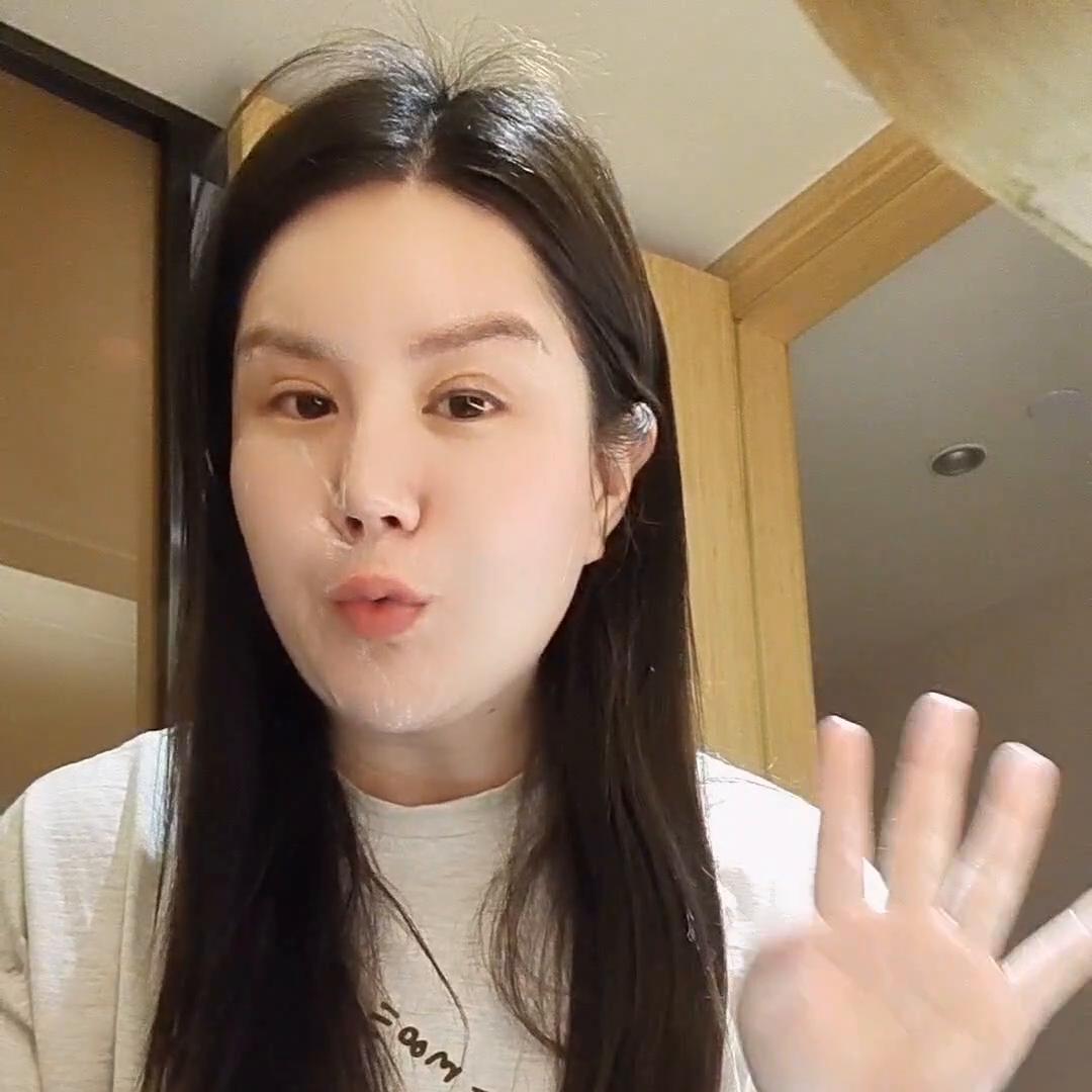 做眉后可以洗脸了吗,眉毛掉痂后可以正常洗脸护肤吗