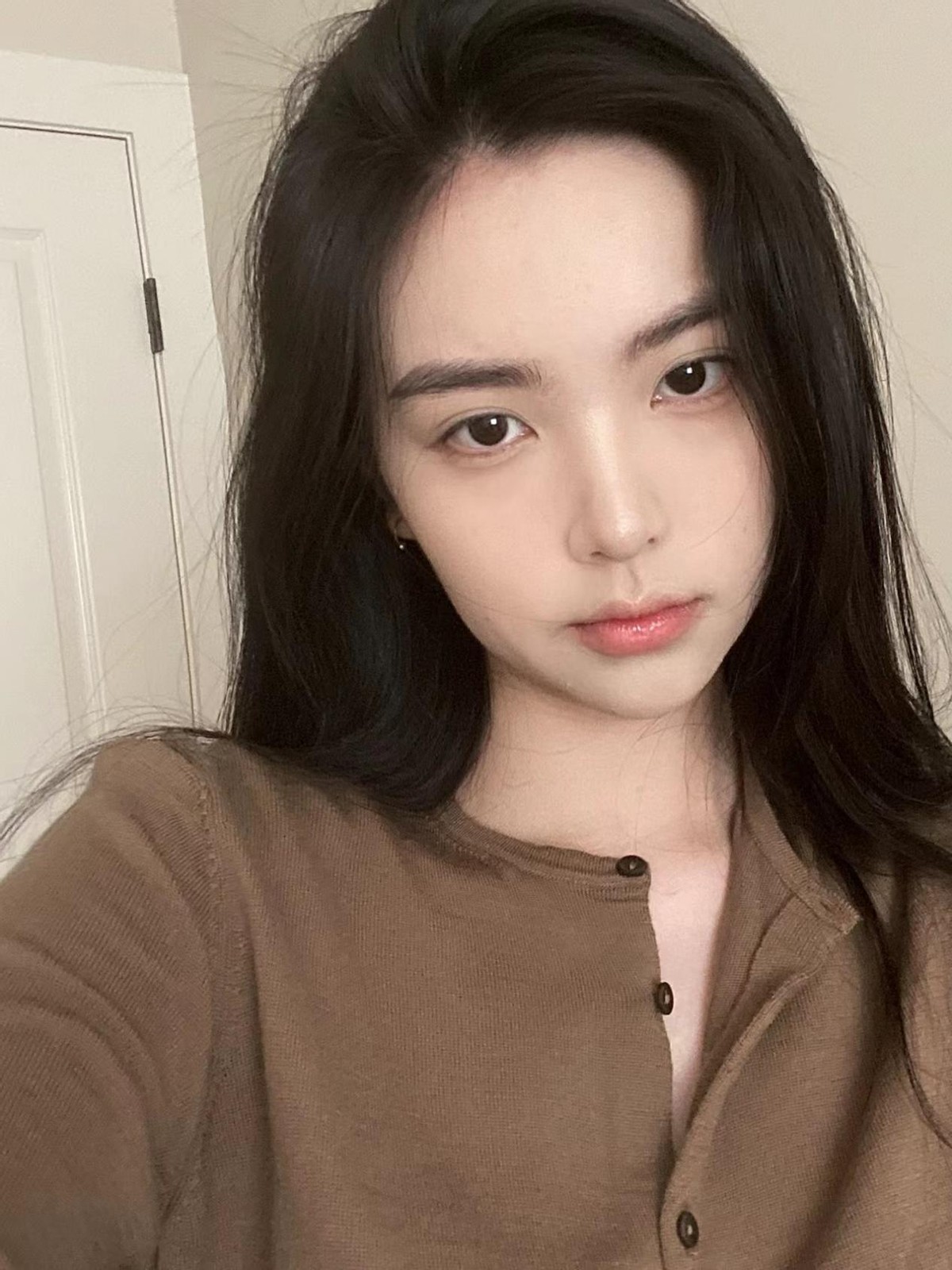 毛孔粗大护肤步骤干皮,色斑暗沉毛孔粗大用哪套护肤品