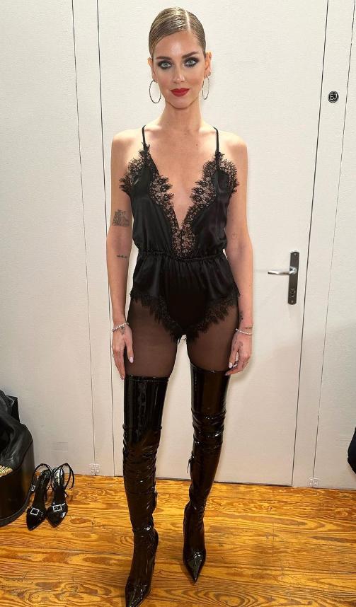 宇宙时尚博主被质疑衣品？！网友吐槽：她的穿搭我真看不懂…