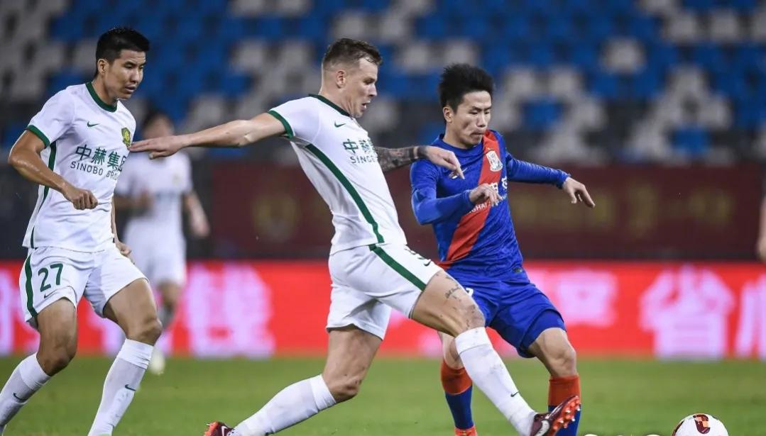 中超泰山击败河北队复盘,海港vs泰山费莱尼逃过红牌
