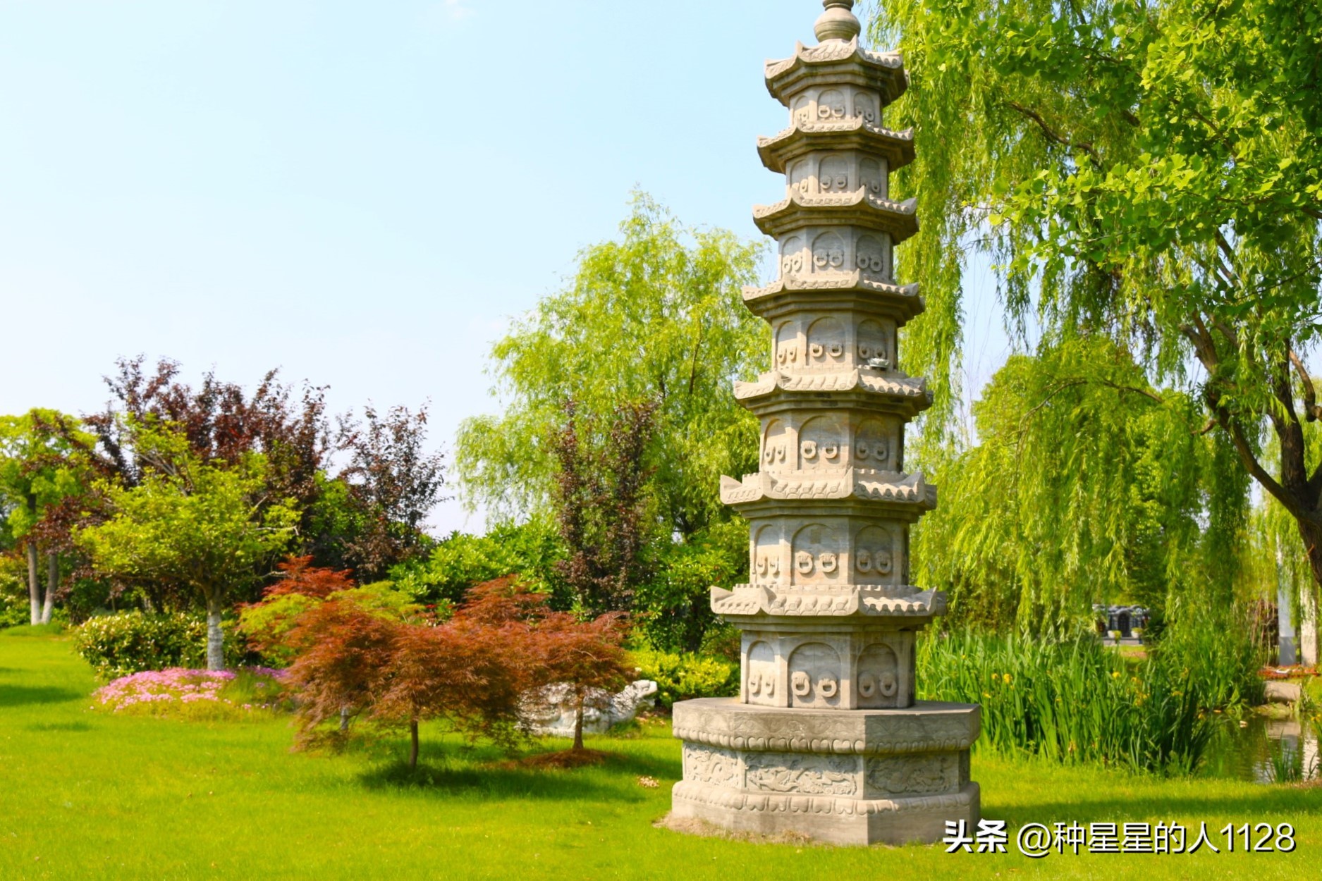 经营性公墓租用耕地修公墓合法吗,经营性公墓比公益性公墓能贵多少